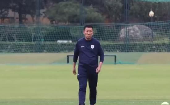 热搜话题，也标志着2026年春节档的宣发号角正式吹响。