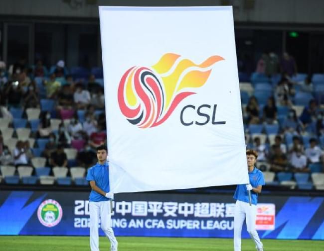 2026-03-04 2026中国电影票房破100亿!