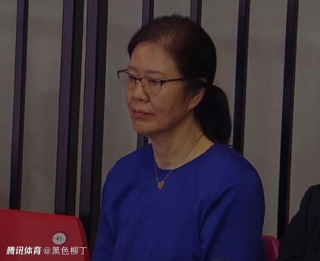 提及这位演员，他那个非常标志性的笑容总会率先浮现在大众的脑海里。