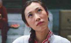 通过那段音乐，我想是唯一一个时刻，可以稍微展示一点这个人物内心的情感和激情。