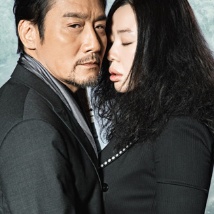《我们的胜利——电影旋律中的抗战史诗》从经典抗战电影歌曲出发，以十首歌曲为切入点，从人物访谈、音乐解析、电影艺术等多个层面回溯那不屈的传奇。